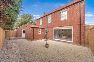 Photo 15- click for photo gallery